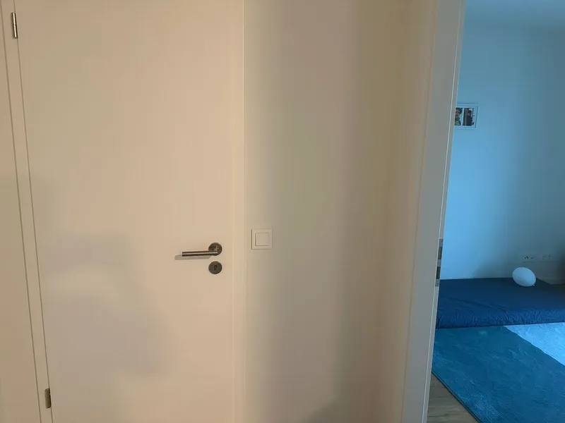 Geschmackvolle Wohnung mit drei Zimmern sowie Balkon und Einbauküche in Marzahn (Marzahn), Berlin — photo 1